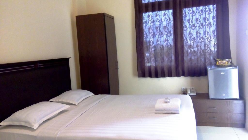 Wisma Hm Jhoni